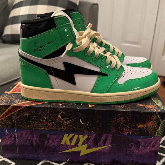 Kool Kiy Slime Neon Green edition Like New 9.5 Young Thug